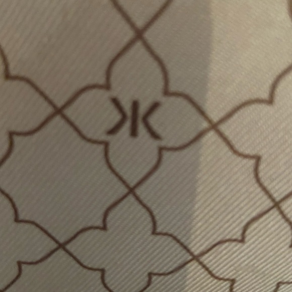 Kelly &  Katie Handbag. NWOT - Picture 3 of 8